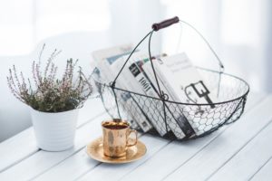 Minimal Living Organized Table